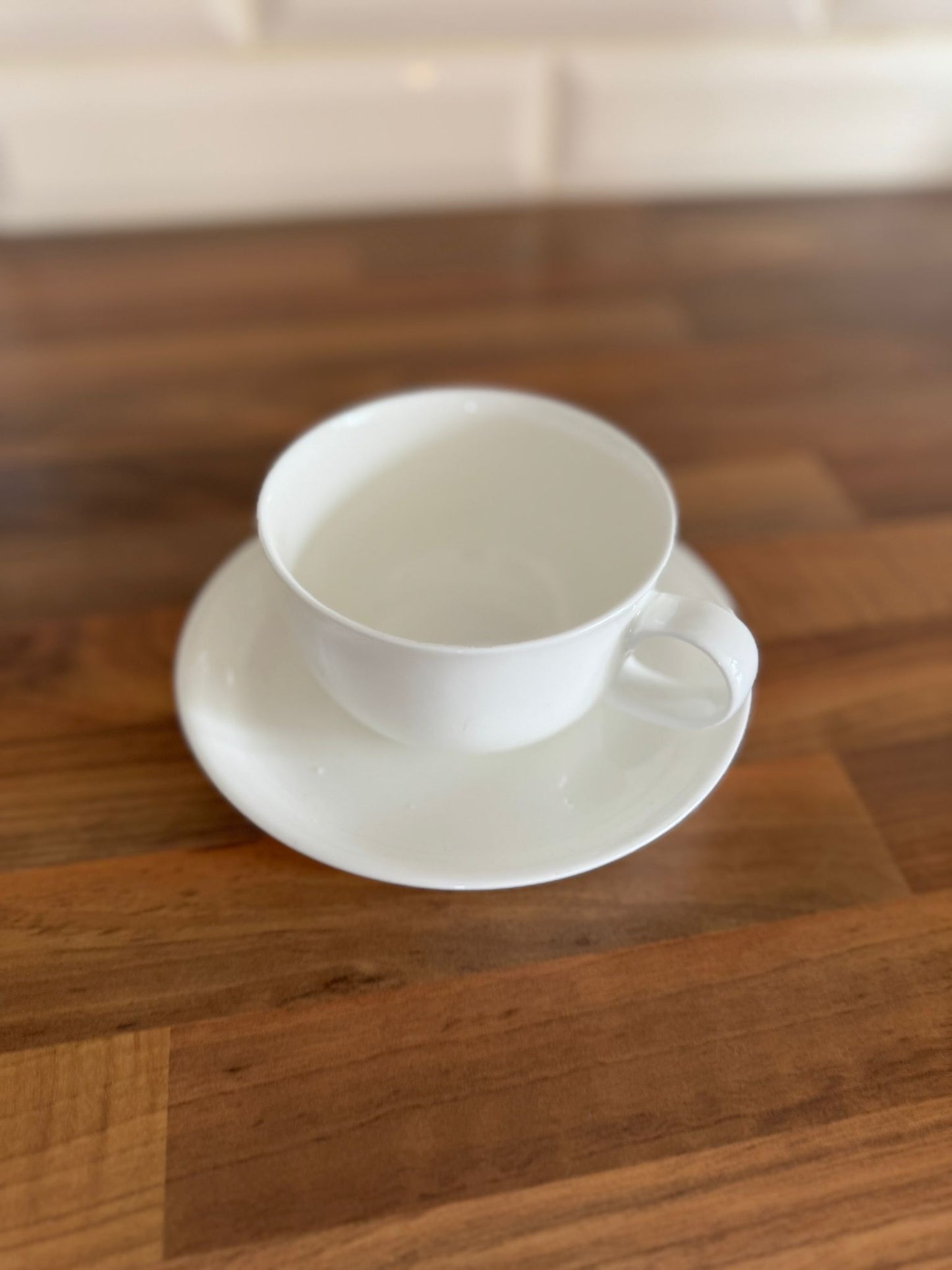 Crockery set for 6