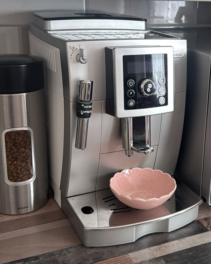 DELONGHI Coffee Maker & coffee container